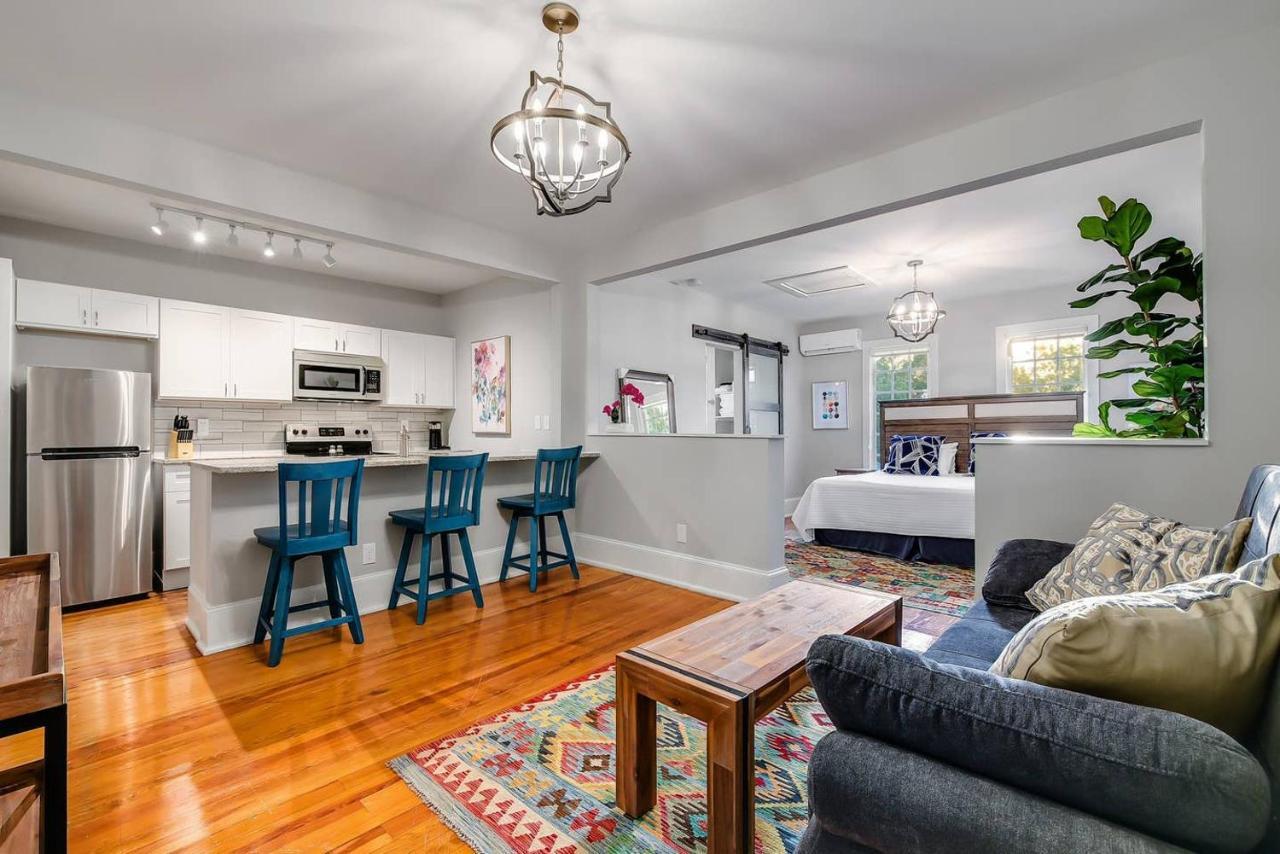 Mckenize Guest House: Marble Falls Suite 1 Bd, 1Ba ภายนอก รูปภาพ